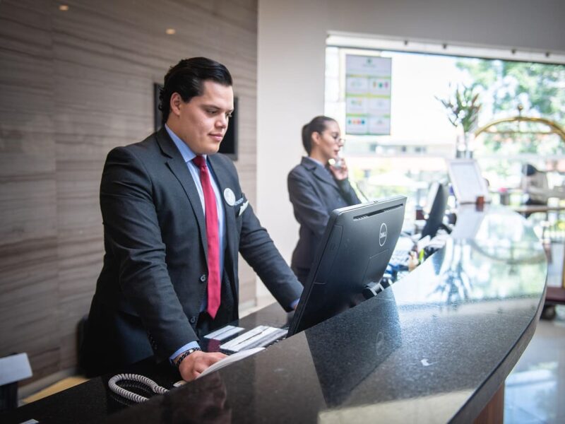 que es un pms hotelero